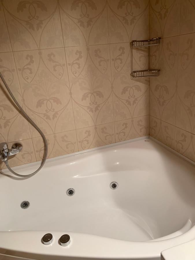 Apartament Reset Club Brăila Esterno foto